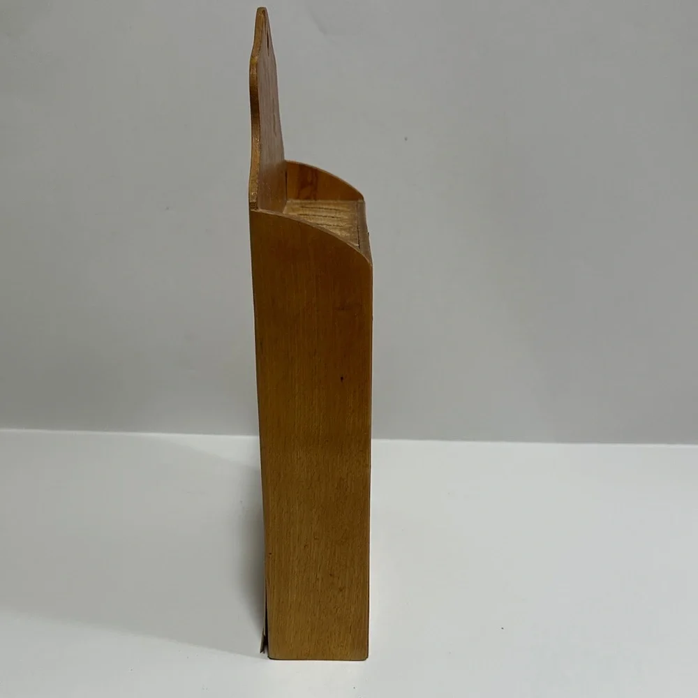 Vintage 1962 Wooden Knife Holder w/Retro Kitchen Motif – Mid-Century Wall Mount